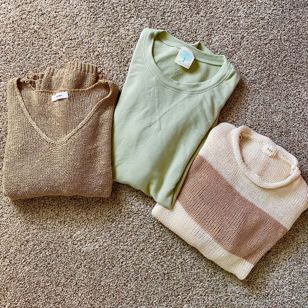 3-Piece Bundle | Mint & Cream | Relaxed fit tops | S/M | $28/each